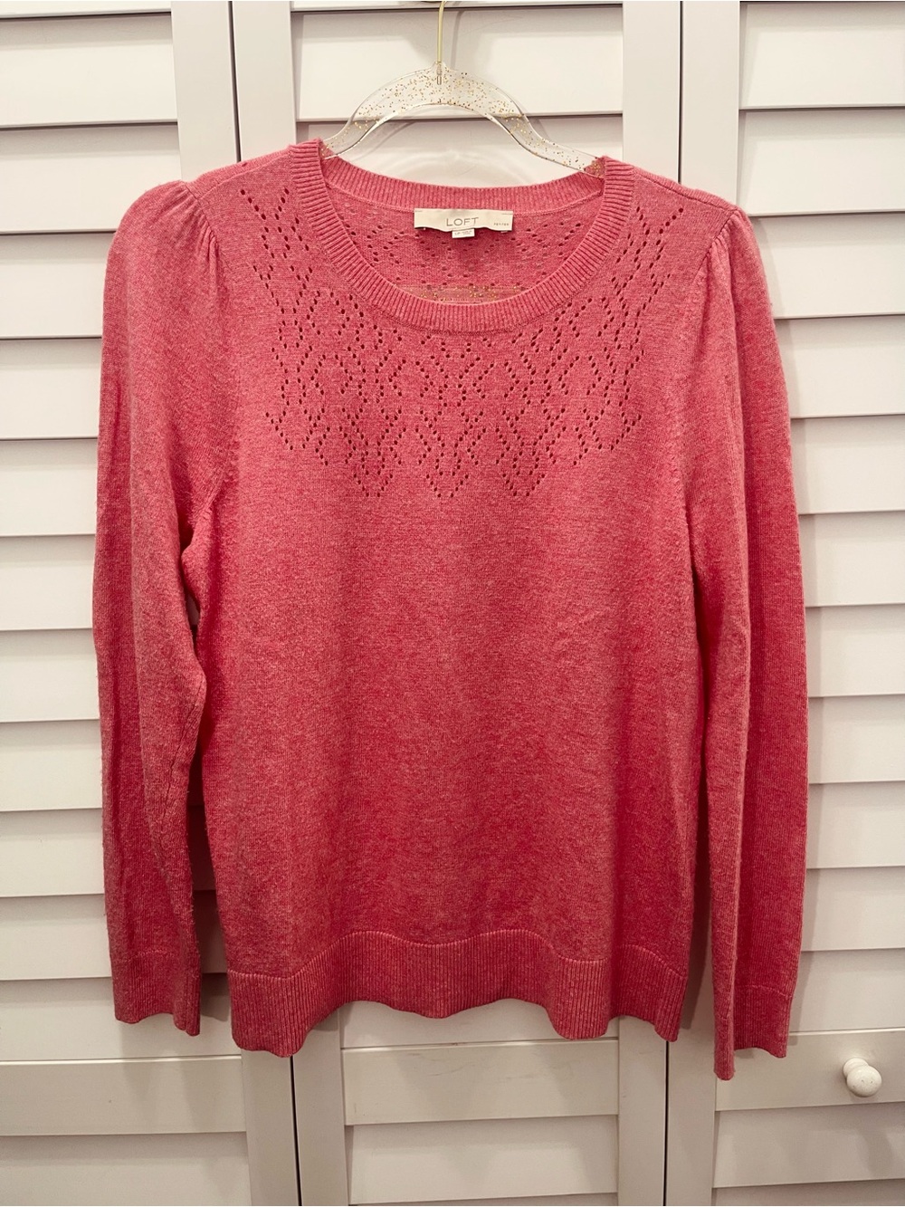 LOFT Coral Pink Pointelle Crewneck Sweater size LP